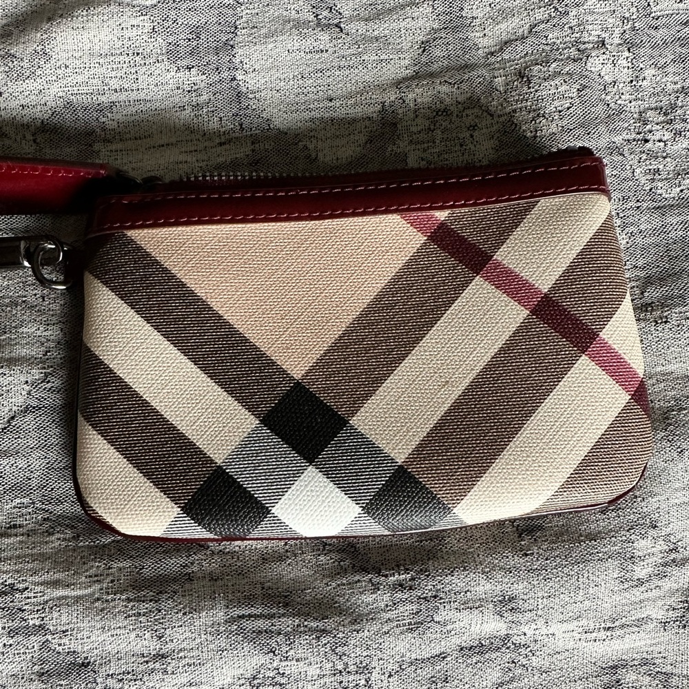 Burberry Supernova Check Wristlet Berry Red - Picture 4 of 4